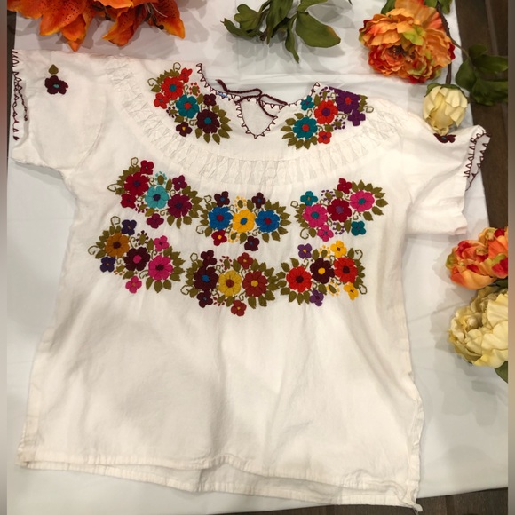Vintage hand embroidered bohemian flower Mexican tihuana linen blouse - Picture 10 of 13